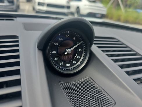 Used 2024 Porsche 911 Carrera S image 27