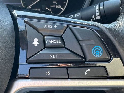 Used 2022 Nissan Altima 2.5 SV w/ SV Premium Package FWD image 25