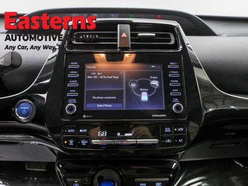 Used 2022 Toyota Prius LE image 12
