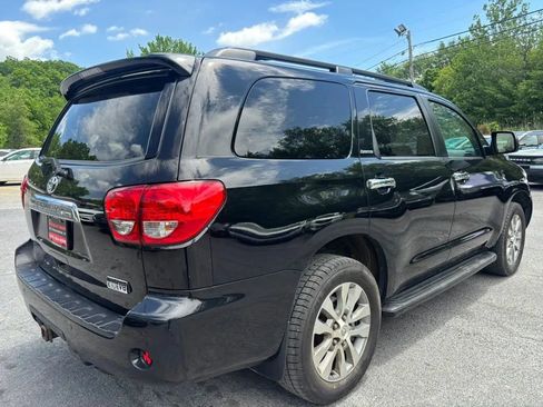 Used 2017 Toyota Sequoia Limited AWD/4WD image 8