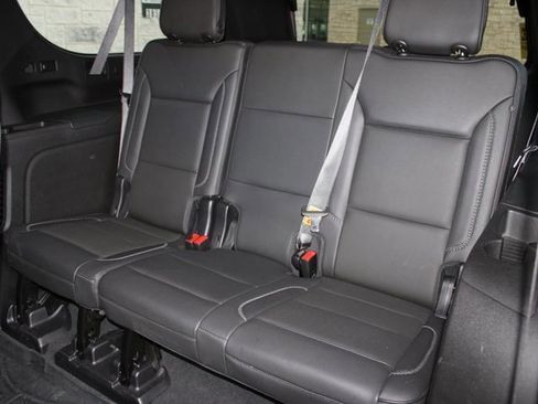 Used 2021 GMC Yukon XL Denali image 7