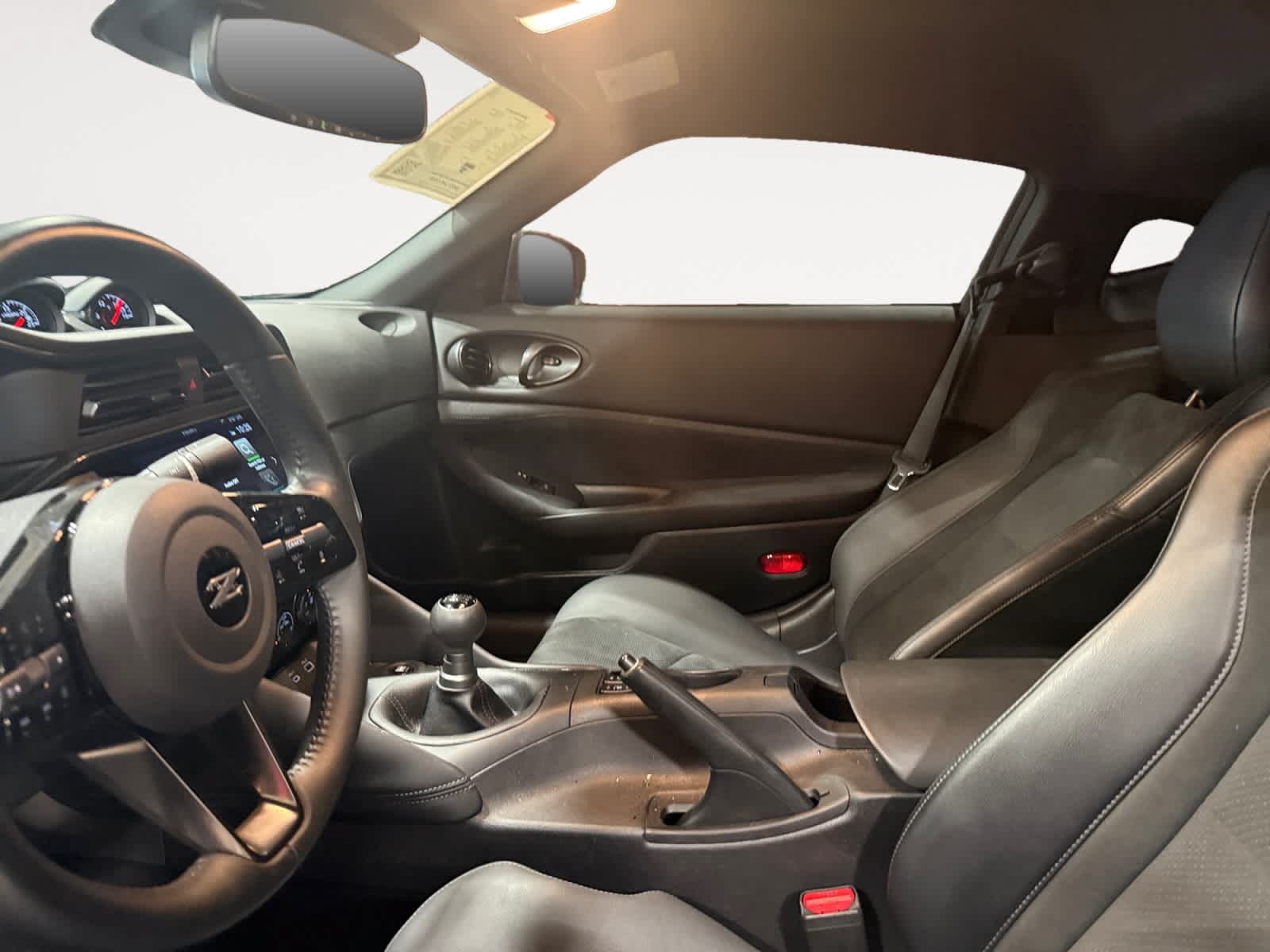 Used 2025 Nissan Z Performance w/ Floor Mat Package RWD image 10