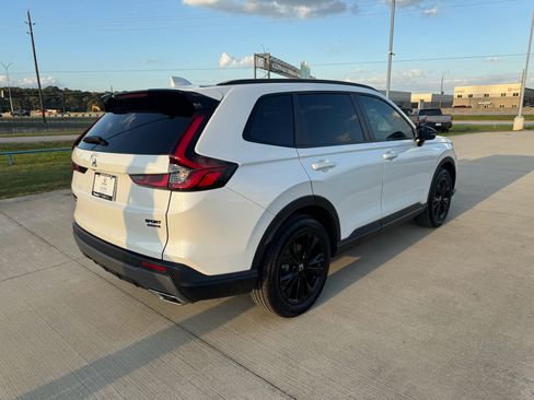 Certified 2026 Honda CR-V Sport Touring image 8