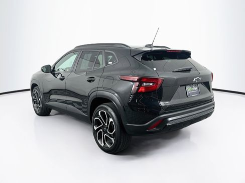 Used 2024 Chevrolet Trax RS w/ Sunroof Package FWD image 5