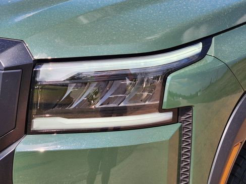 New 2026 Nissan Frontier PRO-4X AWD/4WD image 9