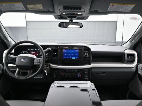 New 2026 Ford F350 XL w/ XL Chrome Package image 21
