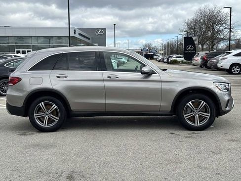 Used 2020 Mercedes-Benz GLC 300 4MATIC image 4
