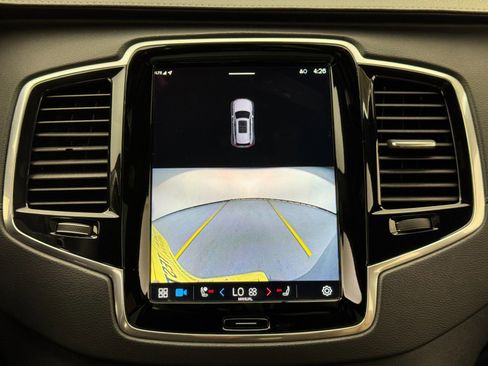 Used 2023 Volvo XC90 T8 Ultimate image 29