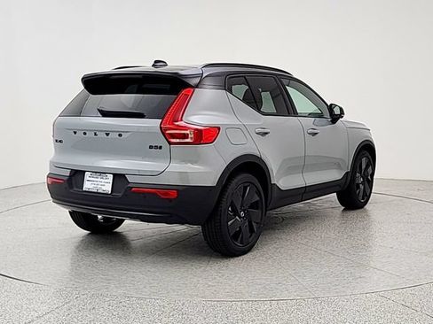 New 2026 Volvo XC40 B5 Ultra w/ Climate Package AWD/4WD image 5