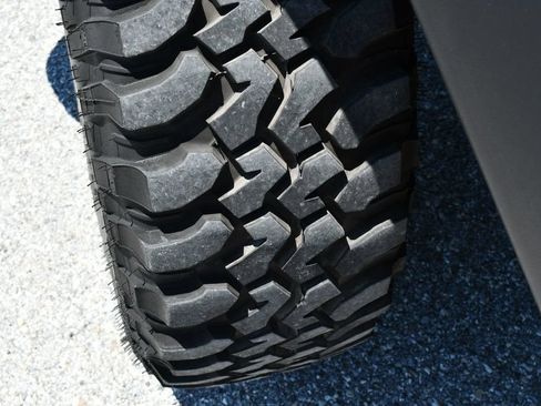 Used 2018 Jeep Wrangler Unlimited Rubicon w/ Connectivity Group AWD/4WD image 58