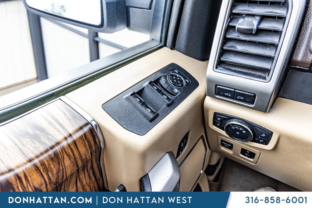 Used 2020 Ford F150 Lariat w/ Equipment Group 502A Luxury AWD/4WD image 12