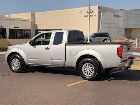 Used 2019 Nissan Frontier SV RWD image 4