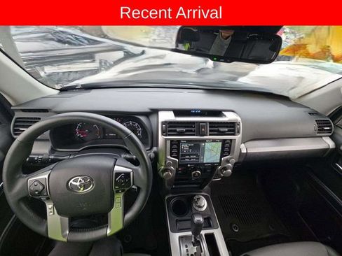 Used 2021 Toyota 4Runner SR5 Premium w/ Moonroof Package AWD/4WD image 9