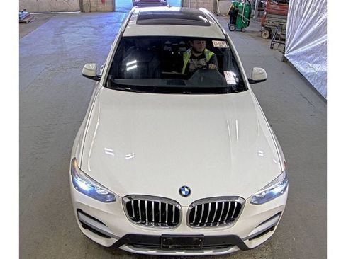 Used 2019 BMW X3 xDrive30i AWD/4WD image 2