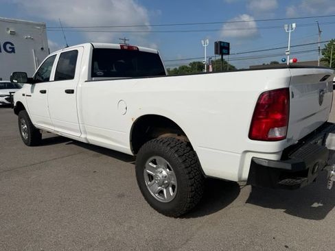 Used 2017 RAM 2500 Tradesman w/ Chrome Appearance Group AWD/4WD image 5
