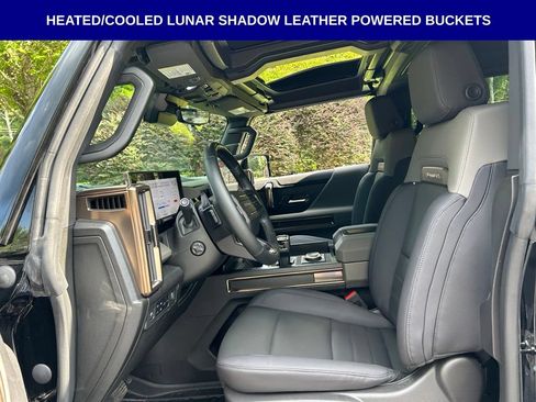 Used 2025 GMC Hummer EV 3X AWD/4WD image 4