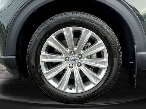 Used 2023 Ford Explorer Limited w/ Hybrid Equipment Group 310A AWD/4WD image 38