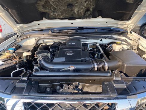 Used 2016 Nissan Frontier SV AWD/4WD image 28