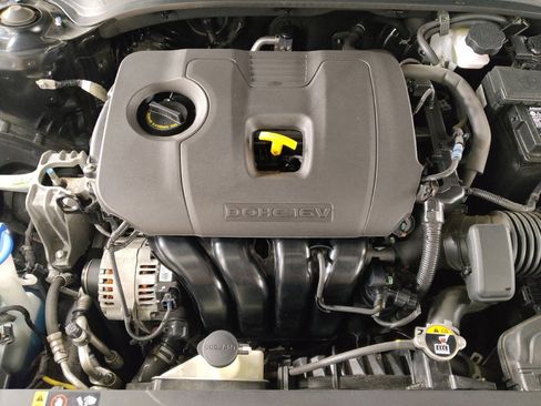 Used 2023 Kia Forte LXS image 30