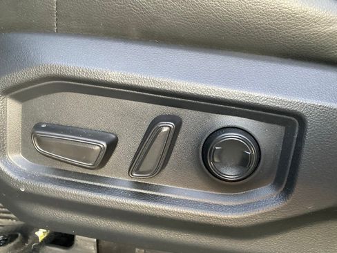 Used 2024 Toyota Tundra Limited image 12