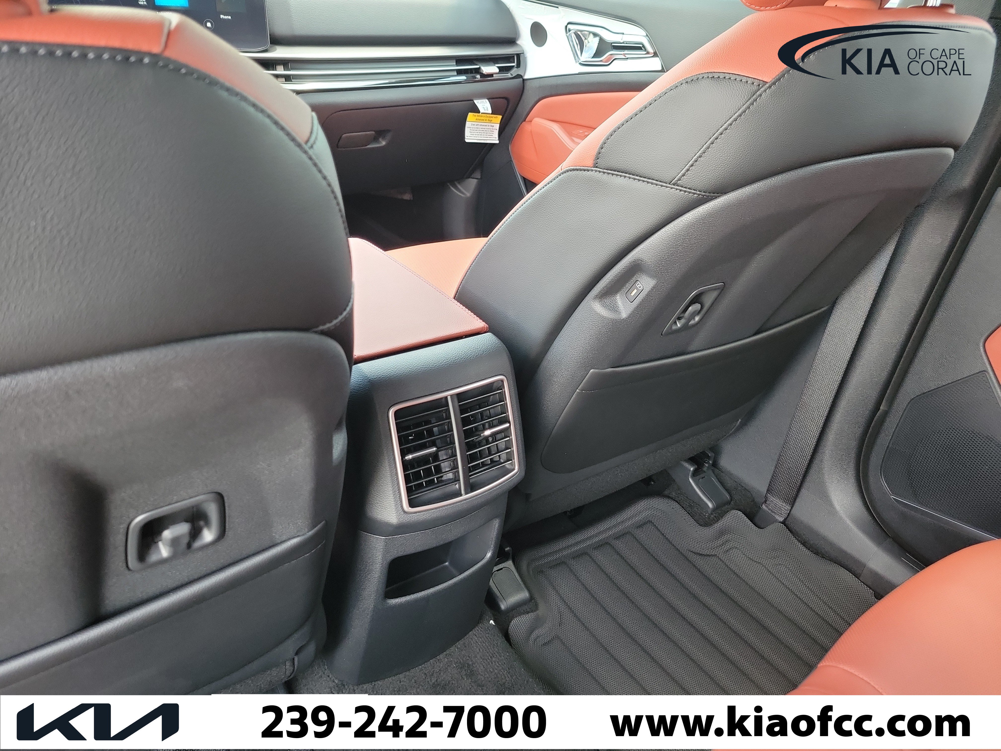 New 2027 Kia Sportage SX FWD image 13