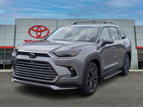 New 2026 Toyota Grand Highlander AWD Hybrid image 1