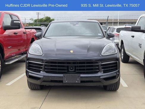 Used 2020 Porsche Cayenne AWD/4WD image 2