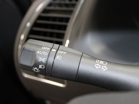 Used 2024 Nissan Armada SL image 48