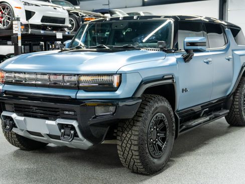 Used 2024 GMC Hummer EV 3X w/ Omega Edition image 5