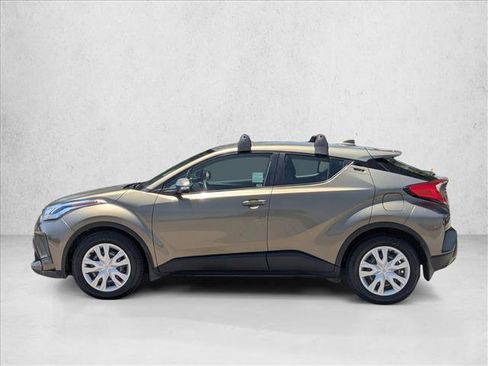 Used 2021 Toyota C-HR LE FWD image 9