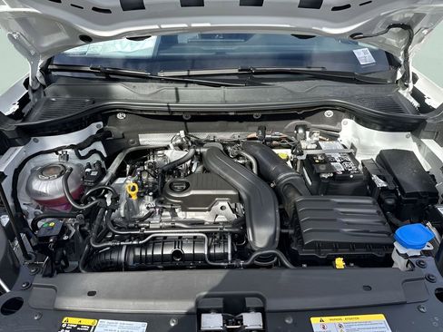 New 2026 Volkswagen Taos SEL image 26