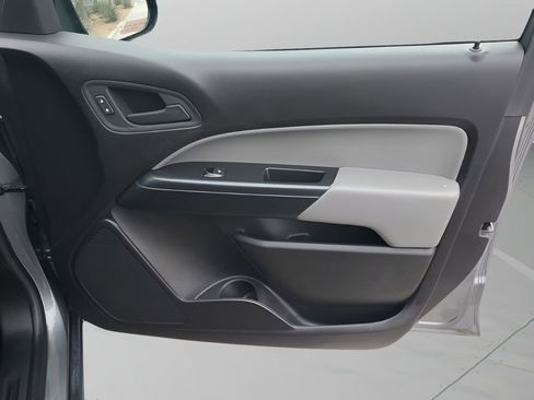 Used 2021 Chevrolet Colorado W/T w/ WT Convenience Package image 13