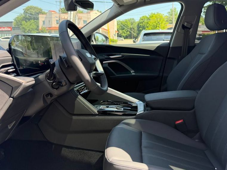 New 2026 Audi Q5 Premium AWD/4WD image 18