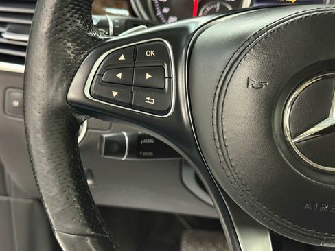 Used 2018 Mercedes-Benz GLS 450 4MATIC image 32