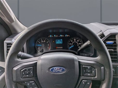 Used 2020 Ford F150 XLT image 28