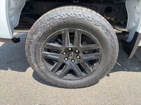 New 2026 Chevrolet Silverado 1500 LT Trail Boss w/ Safety Package AWD/4WD image 27