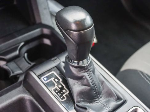 Used 2023 Toyota Tacoma TRD Off-Road image 18