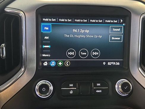 Used 2022 GMC Sierra 1500 Elevation w/ LPO, Elevation Black Package image 16