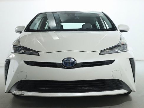 Used 2019 Toyota Prius XLE image 5