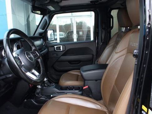 Used 2021 Jeep Wrangler Unlimited Rubicon w/ Dual Top Group image 26