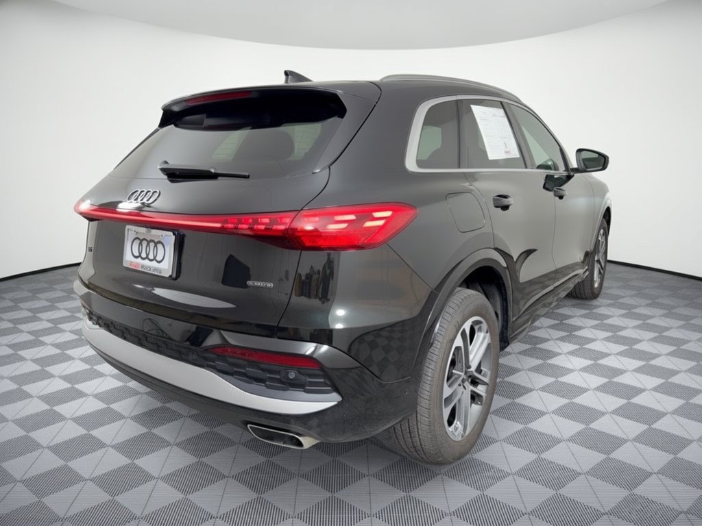 Certified 2025 Audi Q5 Premium Plus w/ Premium Plus AWD/4WD image 9
