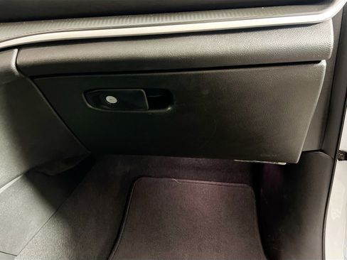 Used 2023 Jeep Grand Cherokee L Laredo image 34