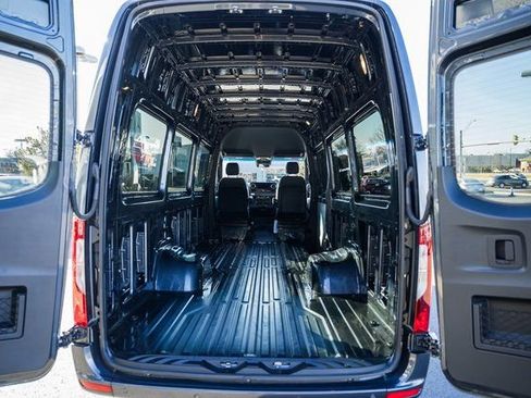 Used 2024 Mercedes-Benz Sprinter 3500 image 10