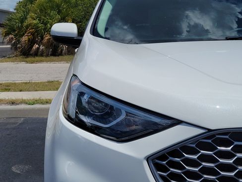 Used 2024 Ford Edge SEL w/ Convenience Package AWD/4WD image 7