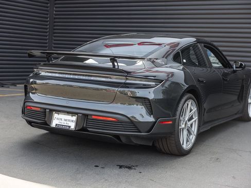 Used 2025 Porsche Taycan Turbo GT image 10