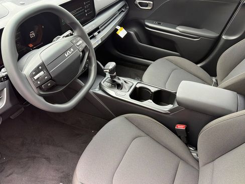 New 2026 Kia K4 FWD image 7