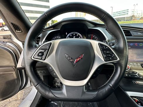 Used 2019 Chevrolet Corvette Stingray Convertible w/ 2LT Preferred Equipment Group image 26