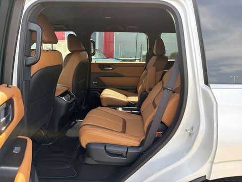 New 2026 Nissan Armada SL w/ Captain's Chari Seat Package RWD image 15