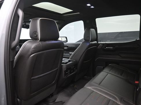Used 2023 GMC Sierra 1500 AT4X image 25