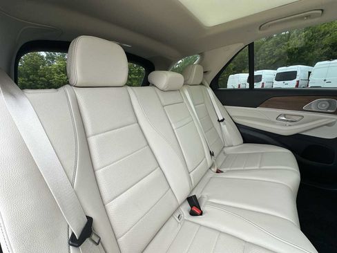 Used 2024 Mercedes-Benz GLE 350 4MATIC image 21